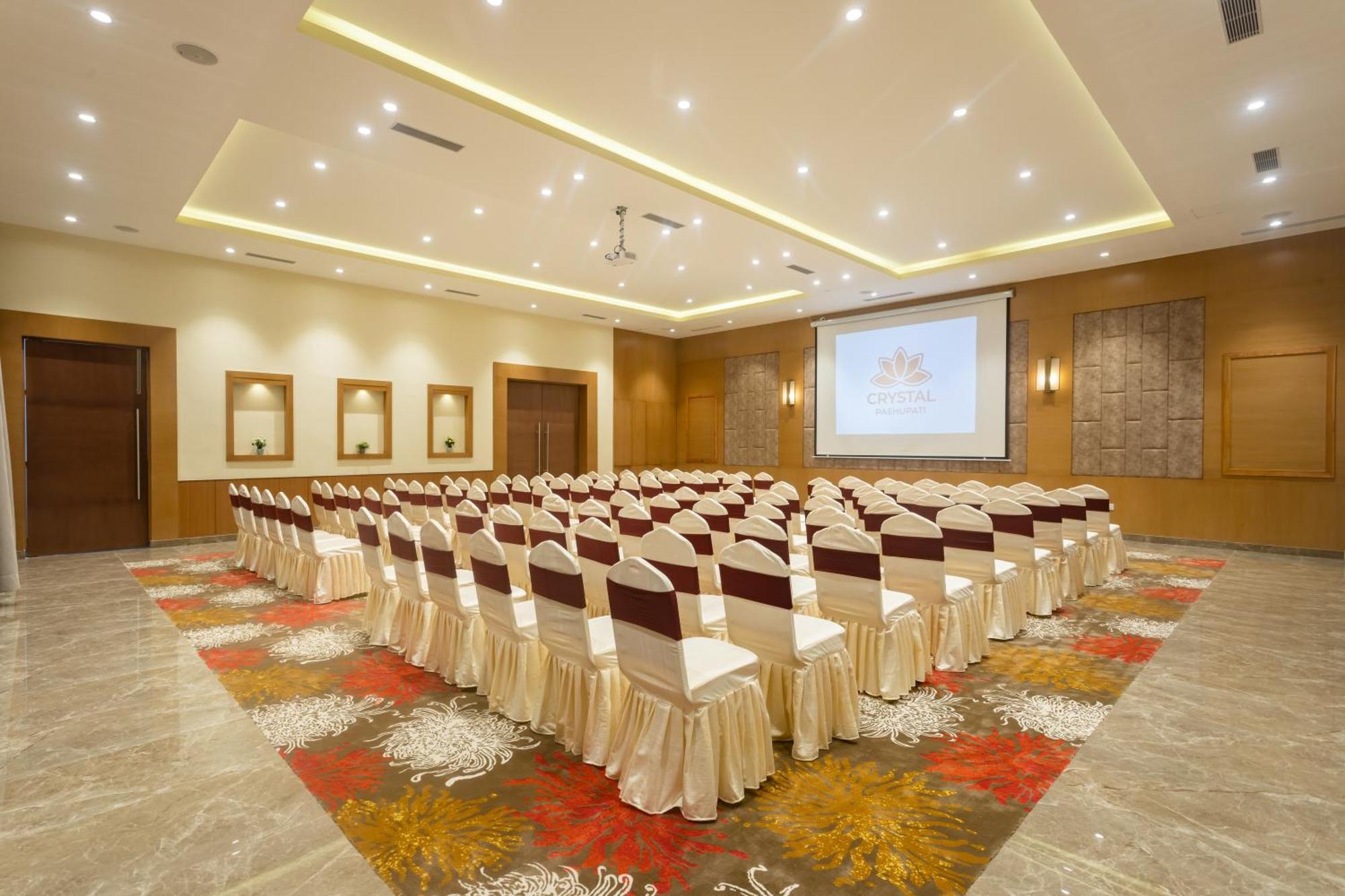 Hotel Crystal Pashupati Kathmandu Exterior photo