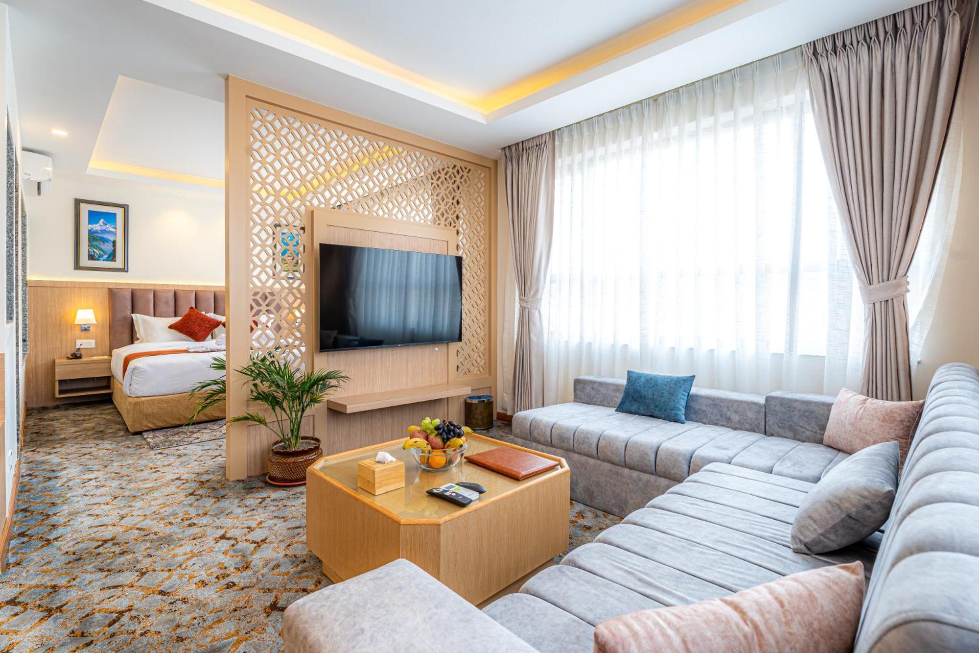 Hotel Crystal Pashupati Kathmandu Exterior photo